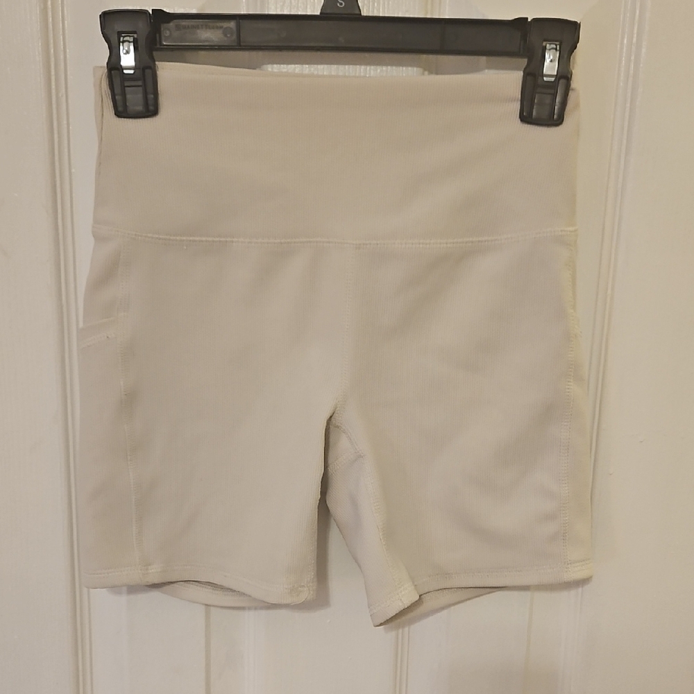 Women's Cream Shorts